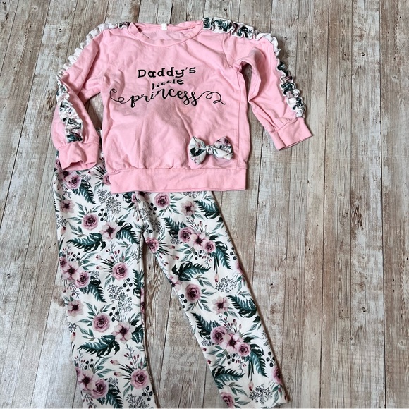 ❤️3 outfits - Picture 4 of 4